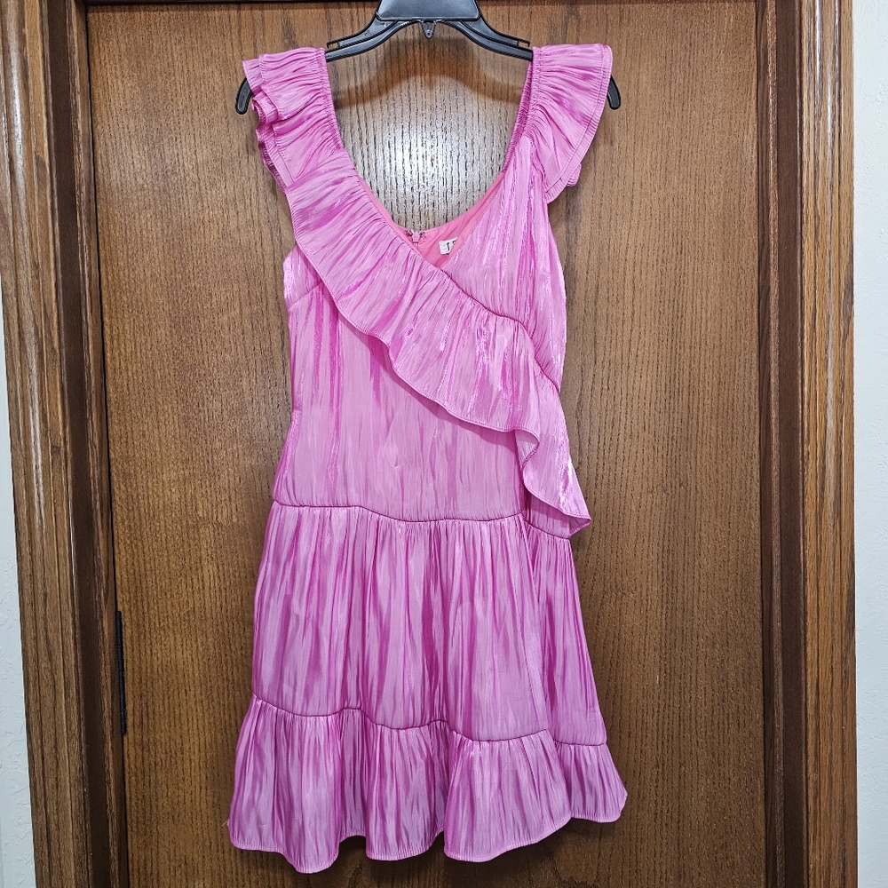 Metallic Pink Mini Dress Ruffle Sleeveless Size Meduim